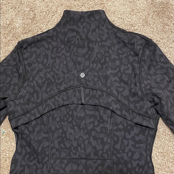 Lululemon Define Jacket - Picture 4 of 7